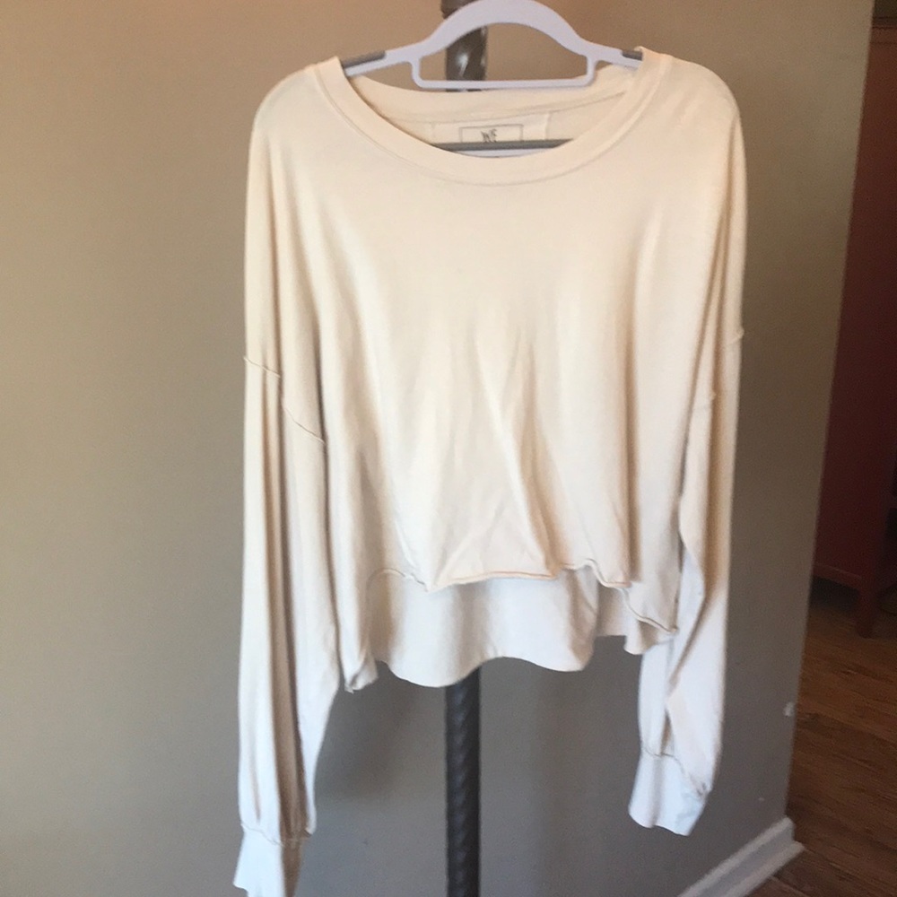 Distressed long sleeved cropped t-shirt